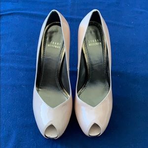 ⭐️ Stuart Weitzman nude peep-toe heels 7.5M